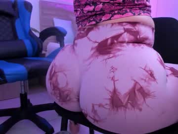 Izaro_22 November 22, 2025 Chaturbate stream image