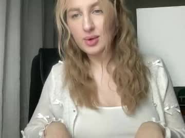 Linoreya November 22, 2025 Chaturbate stream image