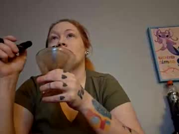 Brattybunny94 November 24, 2025 Chaturbate stream image