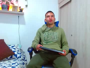 Rolos_Hot32 November 24, 2025 Chaturbate stream image