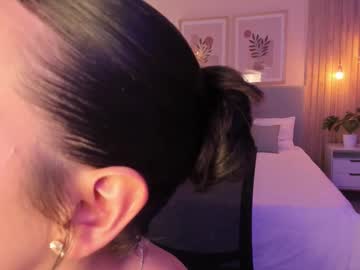 Auroraevans__ November 24, 2025 Chaturbate stream image