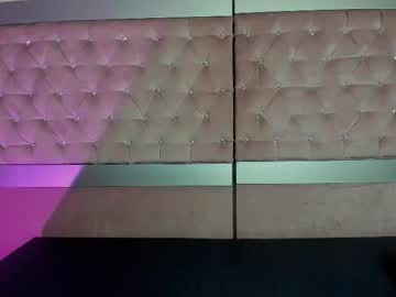 Sara_Moon_18 November 25, 2025 Chaturbate stream image