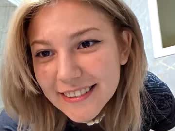 Alannaboisen November 25, 2025 Chaturbate stream image