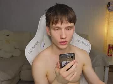 Pupsenish November 25, 2025 Chaturbate stream image