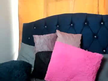 Luna__Fox365 November 25, 2025 Chaturbate stream image