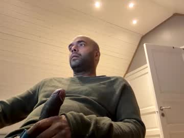 Dan_The_Man43 November 25, 2025 Chaturbate stream image