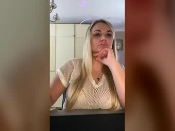 Selviana November 28, 2025 Chaturbate stream image