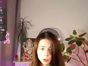 Chloeesummerss November 28, 2025 Chaturbate stream image