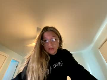 Saltycaptain69_Hatgirl69 November 28, 2025 Chaturbate stream image