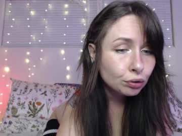 Wingardiumleveveosa November 29, 2025 Chaturbate stream image