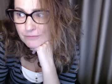 Lauraoven1 stream photo from November 29, 2025