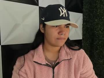 Valeri_Harpers4 November 30, 2025 Chaturbate stream image
