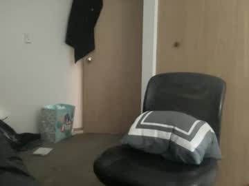 Julieslewis December 01, 2025 Chaturbate stream image