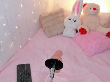 Amberfoxx2 December 01, 2025 Chaturbate stream image