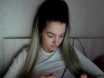 Elisa_Dove208 December 01, 2025 Chaturbate stream image