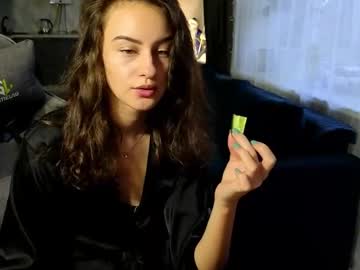 Bellewild757 December 01, 2025 Chaturbate stream image