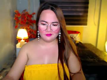 Xhotlaurax December 01, 2025 Chaturbate stream image