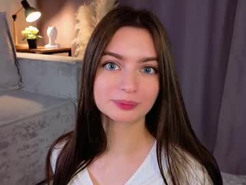 Sarakinsly December 01, 2025 Chaturbate stream image