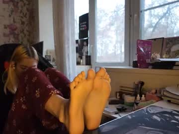 Charleneschonert December 01, 2025 Chaturbate stream image