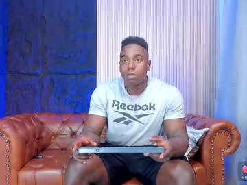 Rogger_Physique December 01, 2025 Chaturbate stream image
