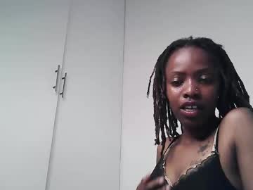 Petiteebony_22 December 01, 2025 Chaturbate stream image