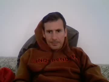 Iyoperro December 01, 2025 Chaturbate stream image