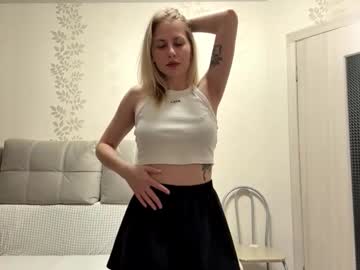 Dorielathern December 01, 2025 Chaturbate stream image