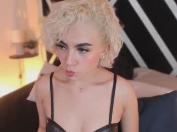 Marian_Pinzon December 01, 2025 Chaturbate stream image