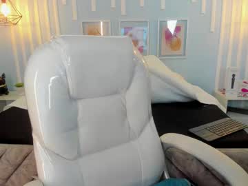 Carolineevanss1 December 02, 2025 Chaturbate stream image