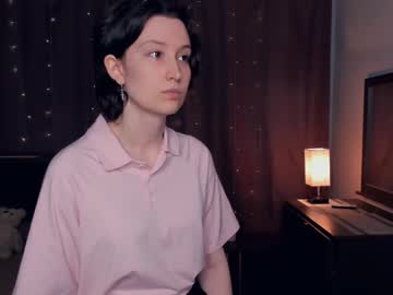Crissybrave December 02, 2025 Chaturbate stream image