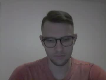 Hardboylovemilfmoom December 02, 2025 Chaturbate stream image
