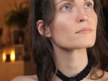 Yulladao December 02, 2025 Chaturbate stream image