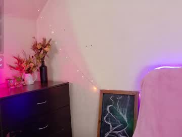 Twobigreasons_ December 02, 2025 Chaturbate stream image