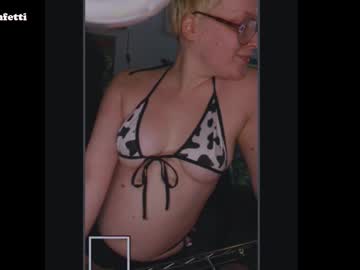 Bettyconfetti December 03, 2025 Chaturbate stream image
