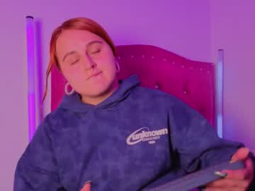 Evy_Orange1 December 03, 2025 Chaturbate stream image