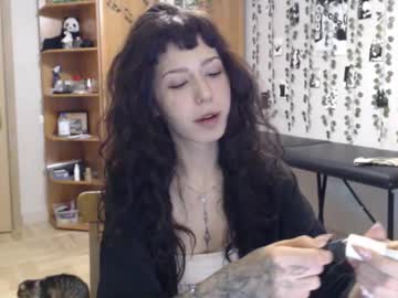 Wavy_Nights December 03, 2025 Chaturbate stream image