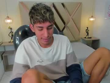Ferphoenix_ December 03, 2025 Chaturbate stream image