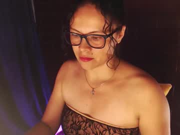 Lucybluee December 03, 2025 Chaturbate stream image