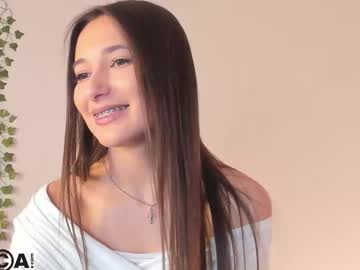 Suzane_Martin December 03, 2025 Chaturbate stream image
