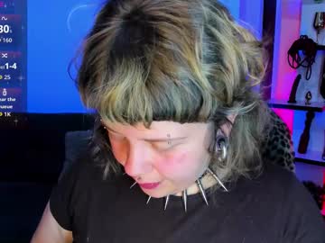Kenziesharik stream photo from December 03, 2025