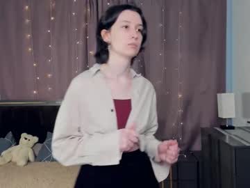 Crissybrave December 03, 2025 Chaturbate stream image