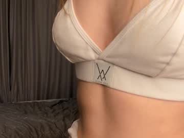 Jinatess December 03, 2025 Chaturbate stream image