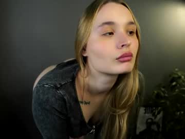 Lisa_Schiele December 03, 2025 Chaturbate stream image