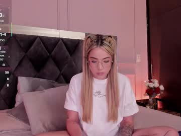 Jullss_ December 03, 2025 Chaturbate stream image