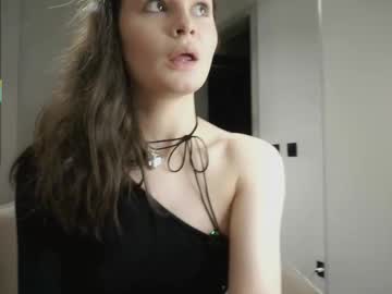 Aleksavalenne December 04, 2025 Chaturbate stream image