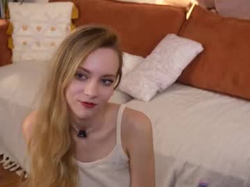 Hinicky December 04, 2025 Chaturbate stream image