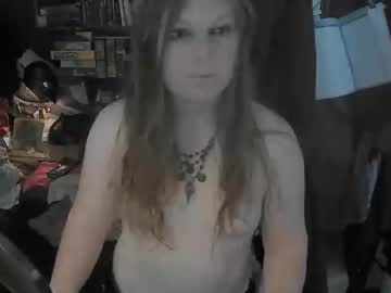 Niqueone December 04, 2025 Chaturbate stream image