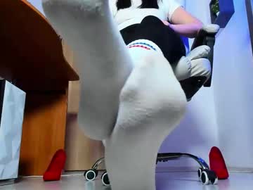 Vi_Vikkk December 04, 2025 Chaturbate stream image