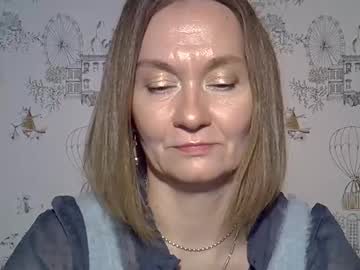 Carra_Hut December 04, 2025 Chaturbate stream image