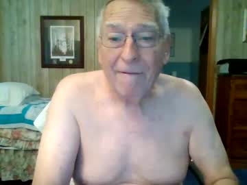 Maturecouple1954 stream photo from December 05, 2025